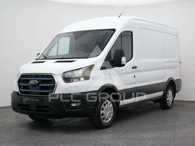 2023 Ford E-Series