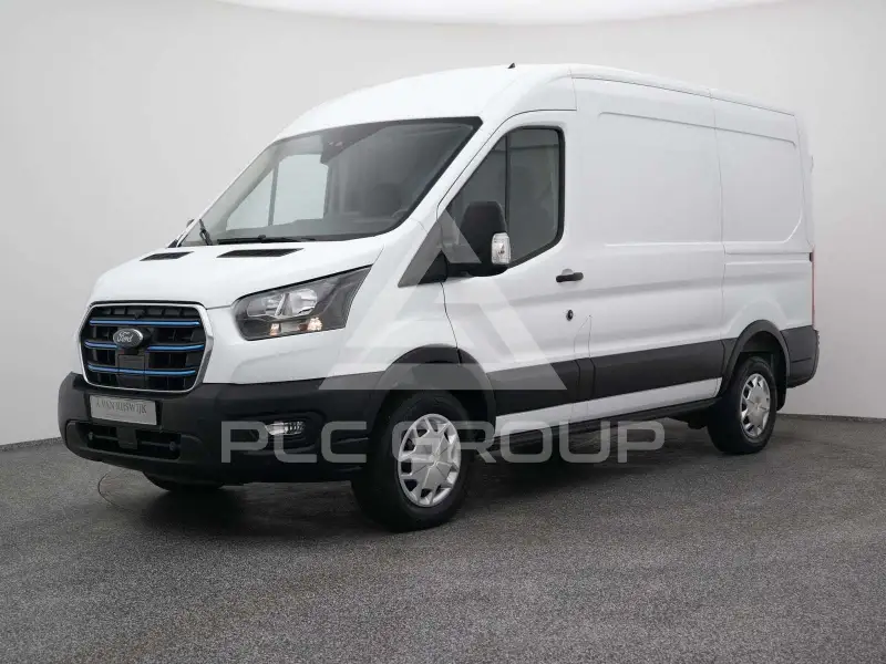 2023 Ford E-Series