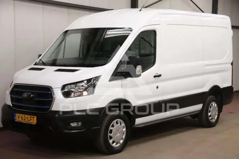 2023 Ford E-Series