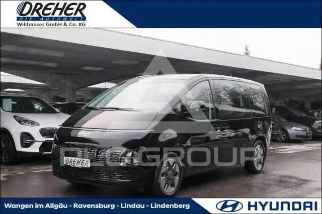 2023 Hyundai Staria