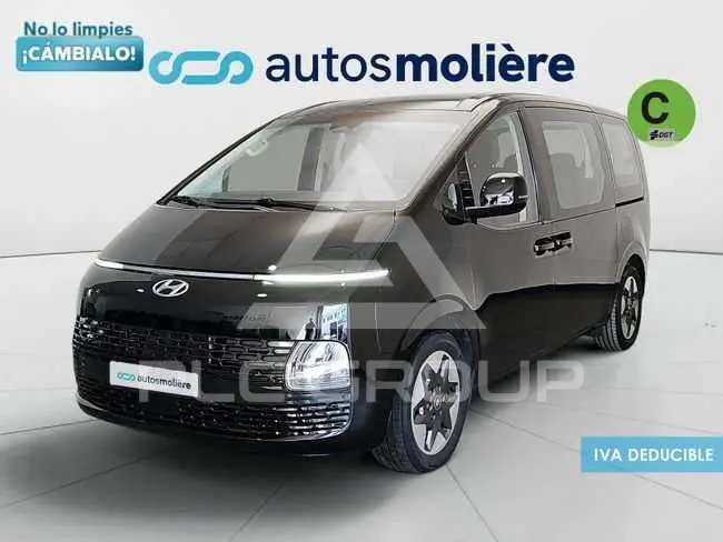 2023 Hyundai Staria