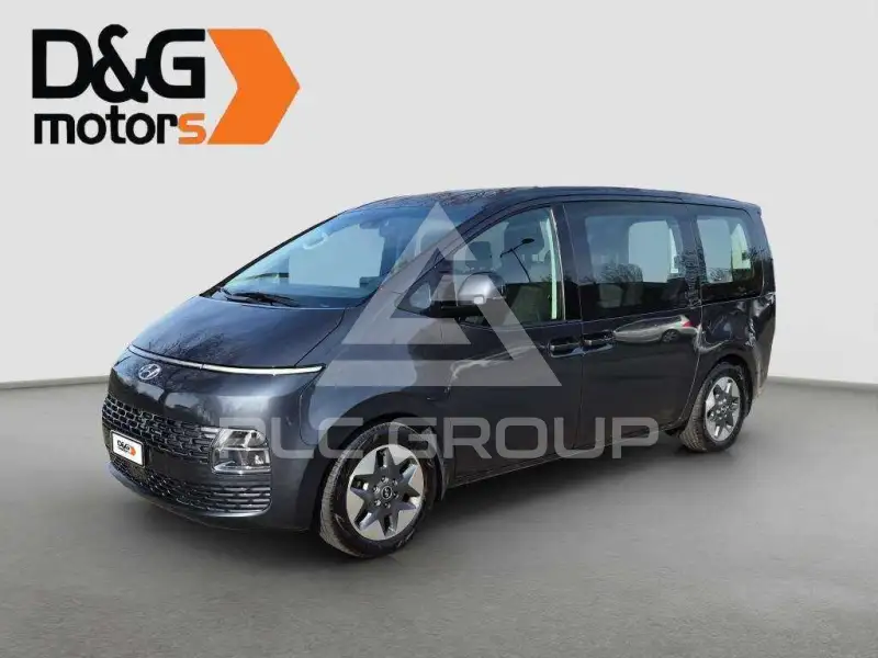 2023 Hyundai Staria