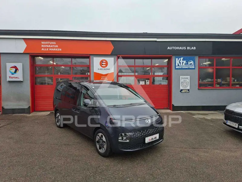 2023 Hyundai Staria