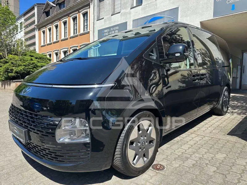 2023 Hyundai Staria