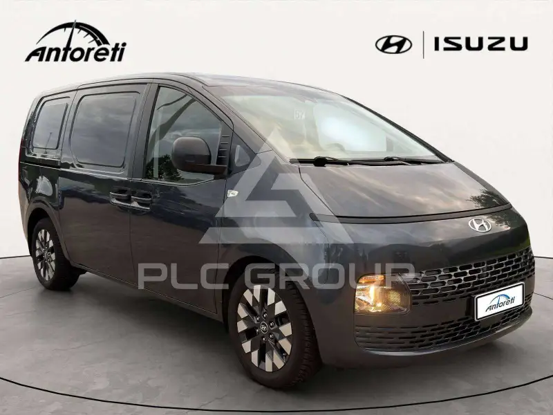 2023 Hyundai Staria