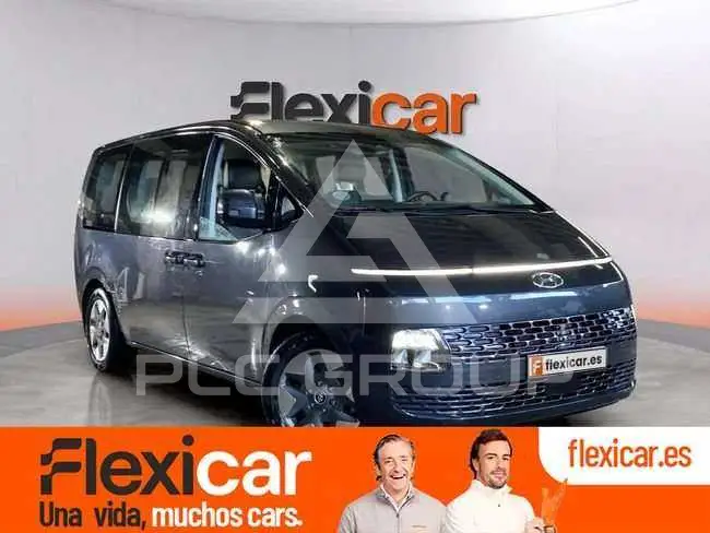 2023 Hyundai Staria