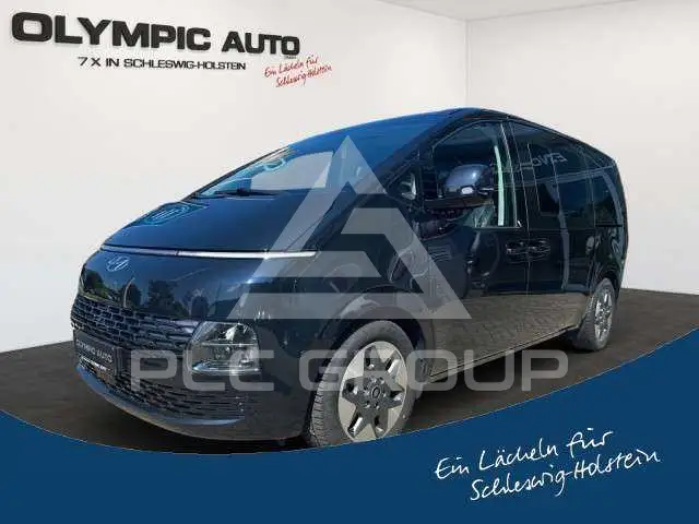2023 Hyundai Staria