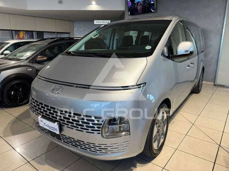 2023 Hyundai Staria