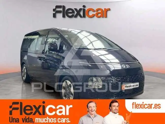 2023 Hyundai Staria