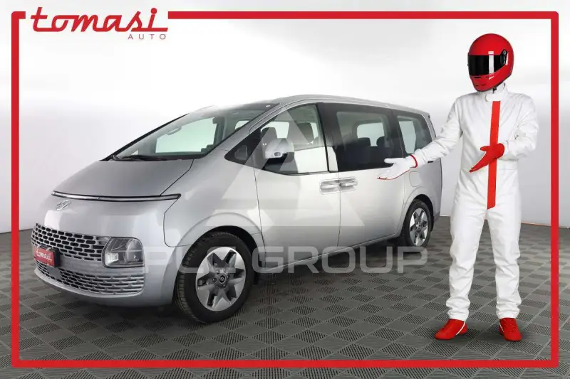 2023 Hyundai Staria