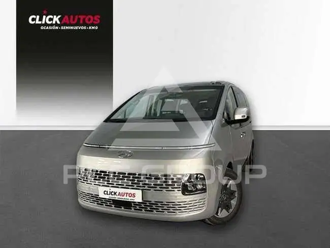 2023 Hyundai Staria