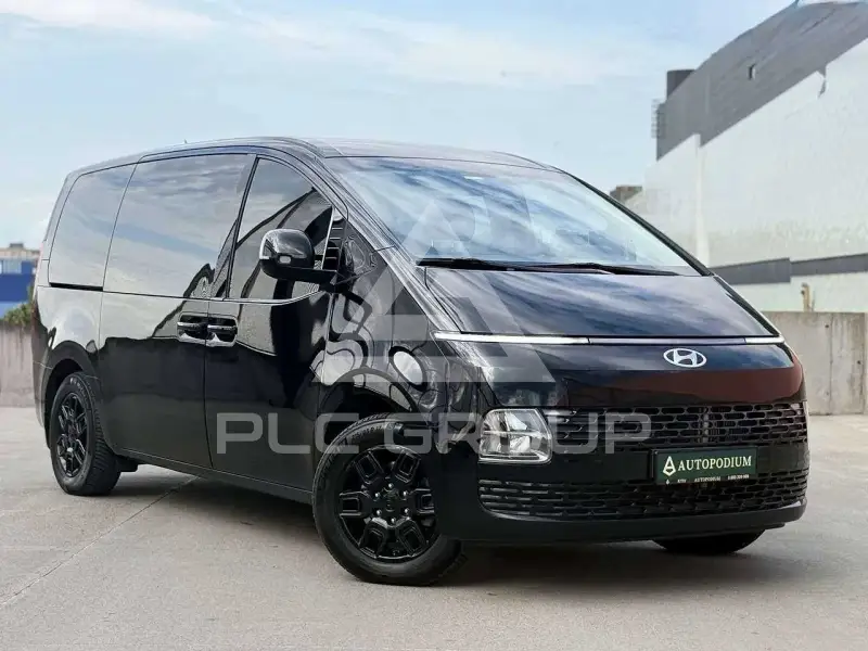2023 Hyundai Staria