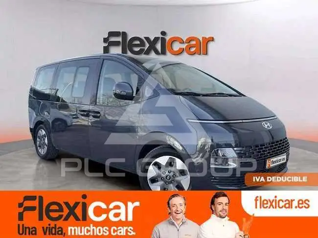 2023 Hyundai Staria