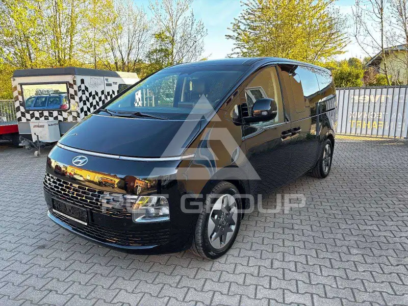 2023 Hyundai Staria