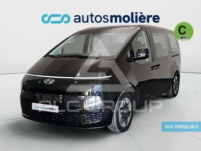 2023 Hyundai Staria