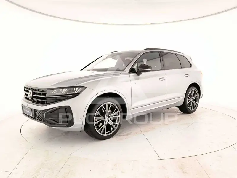 2023 Volkswagen Touareg
