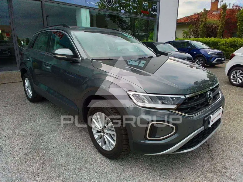 2023 Volkswagen T-Roc