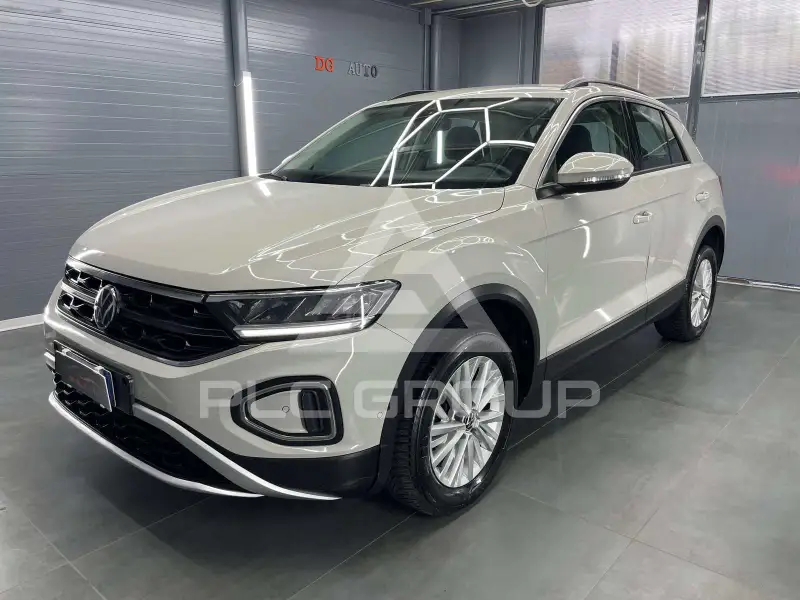 2023 Volkswagen T-Roc