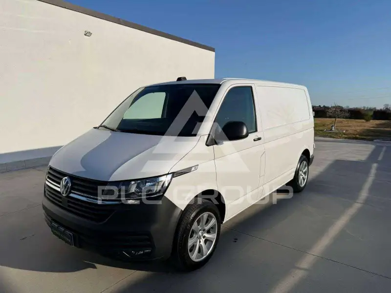2023 Volkswagen Transporter