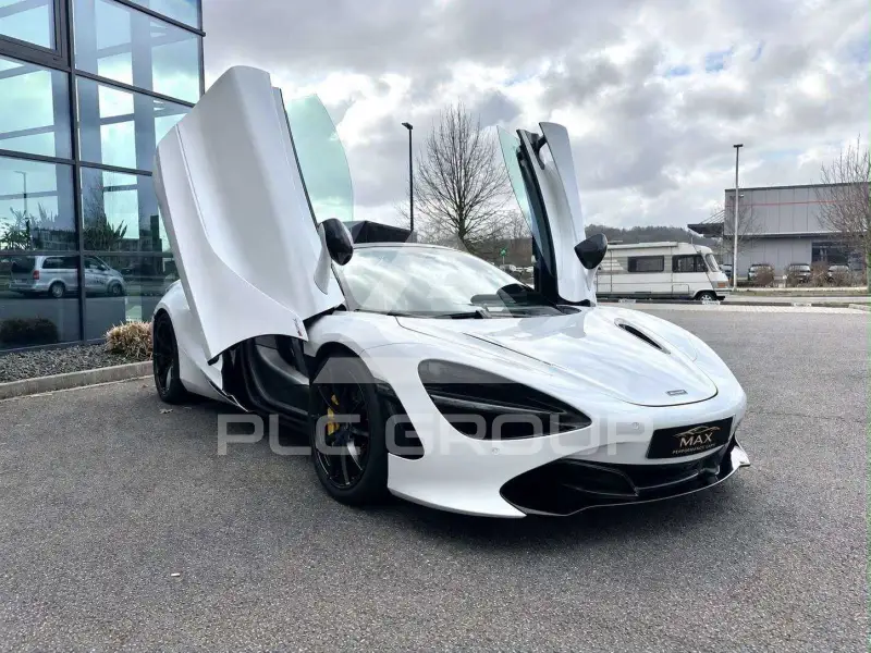 2023 McLaren 720S