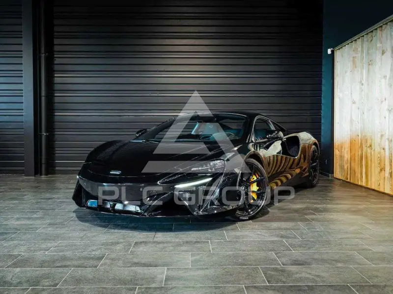 2023 McLaren ARTURA