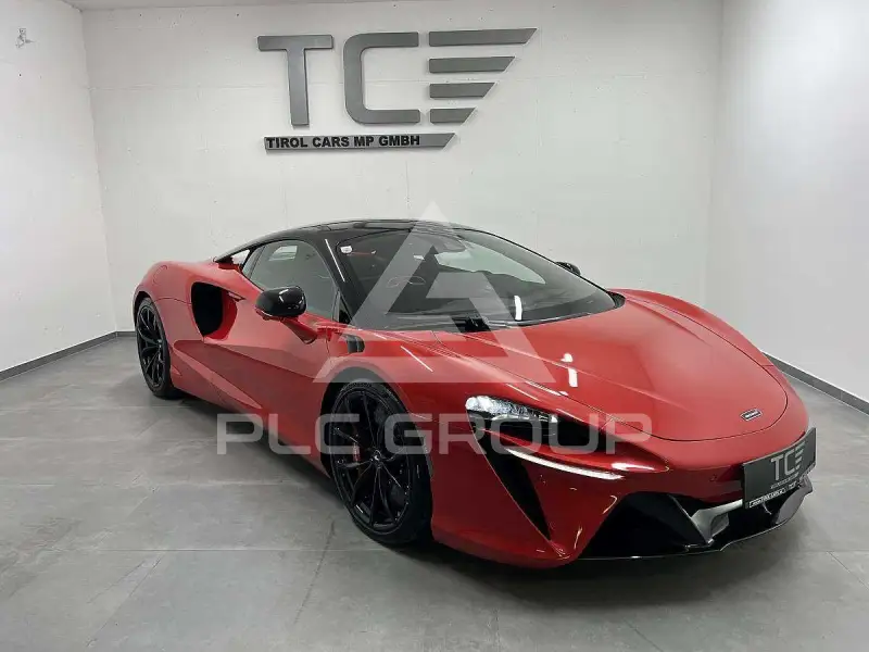 2023 McLaren ARTURA