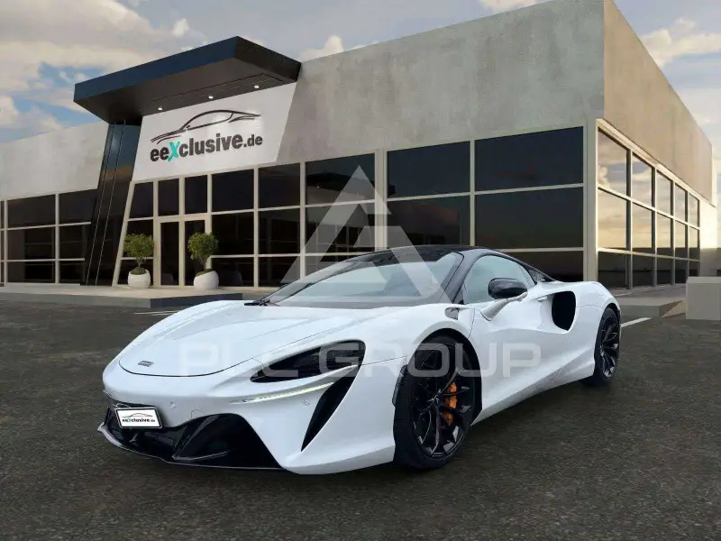 2023 McLaren ARTURA