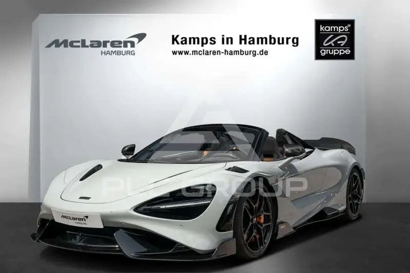 2023 McLaren 765