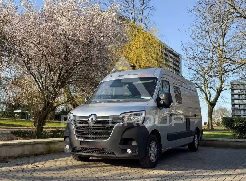 2023 Renault Master