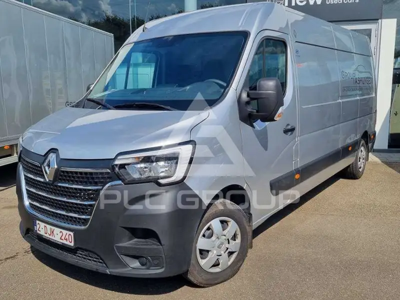 2023 Renault Master