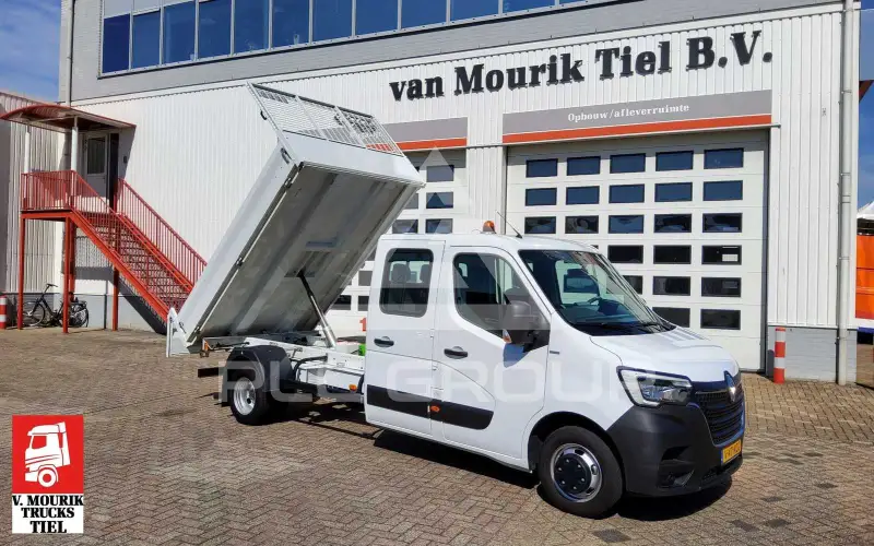 2023 Renault Master