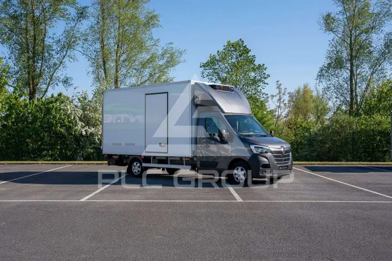 2023 Renault Master