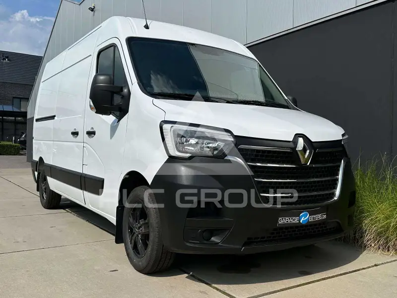 2023 Renault Master