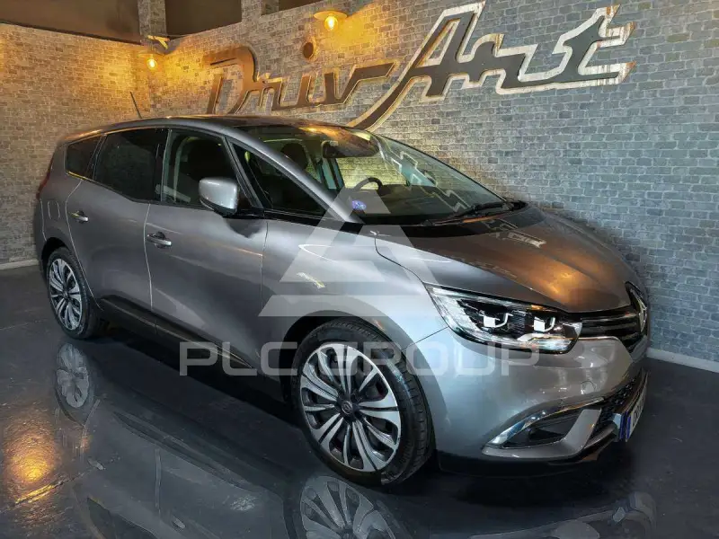 2023 Renault Grand Scenic