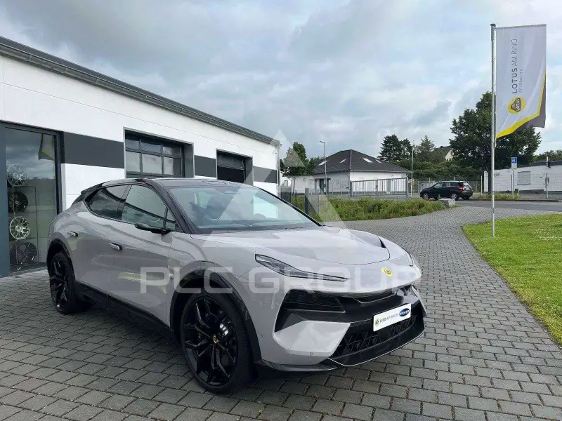 2023 Lotus Eletre