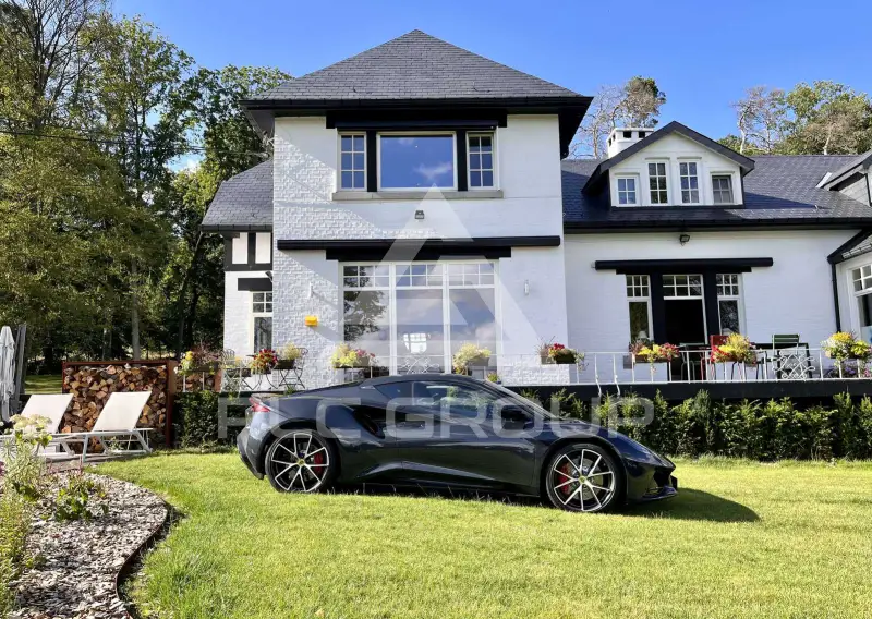 2023 Lotus Emira