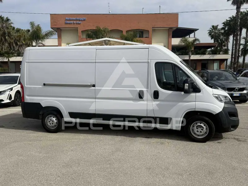 2023 Opel Movano
