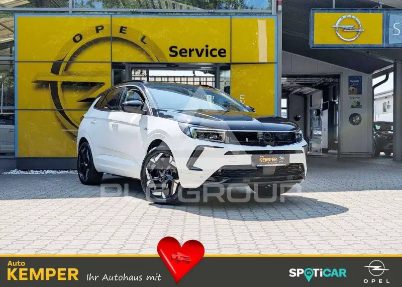 2023 Opel GrandlandX