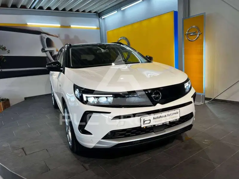 2023 Opel GrandlandX