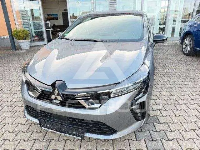 2024 Mitsubishi Colt