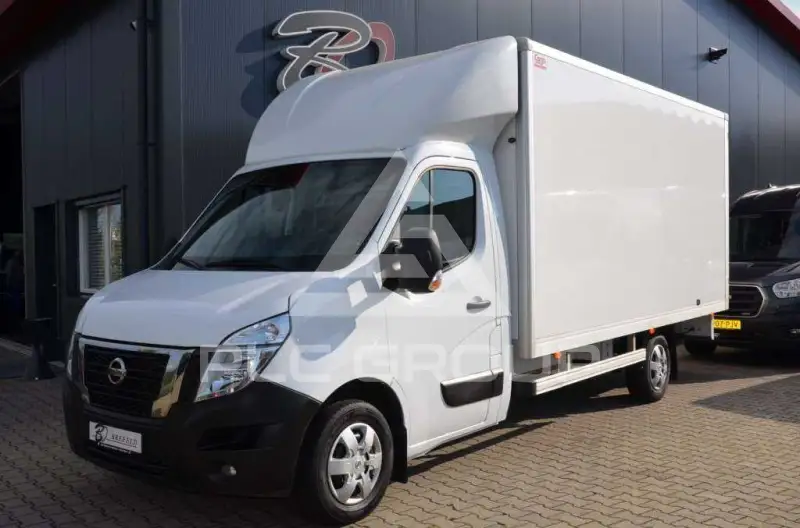 2024 Nissan Interstar