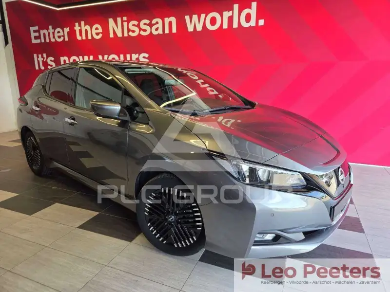 2024 Nissan LEAF