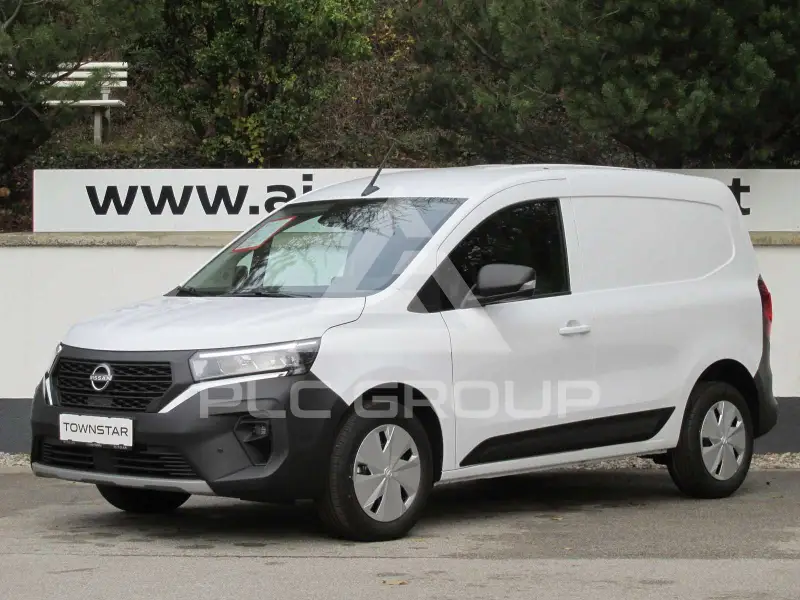 2024 Nissan TOWNSTAR