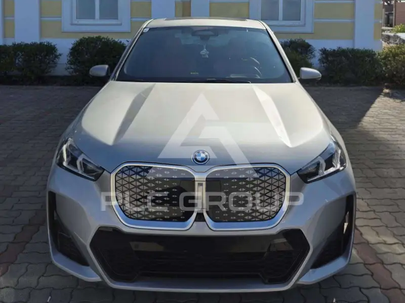 2024 BMW iX
