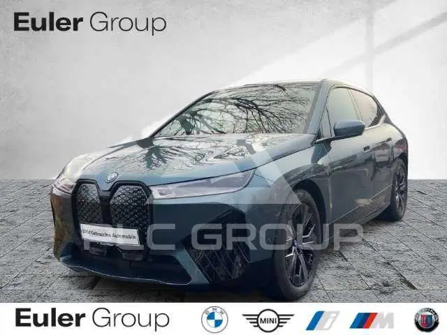 2024 BMW iX