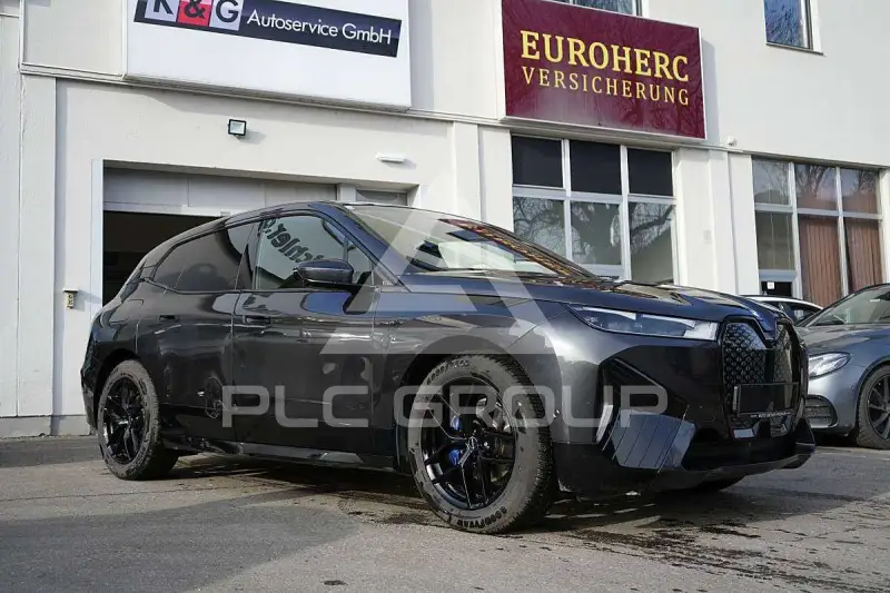 2024 BMW iX