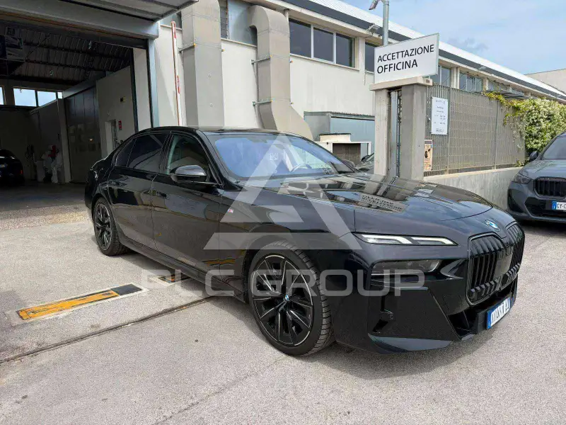 2024 BMW 740