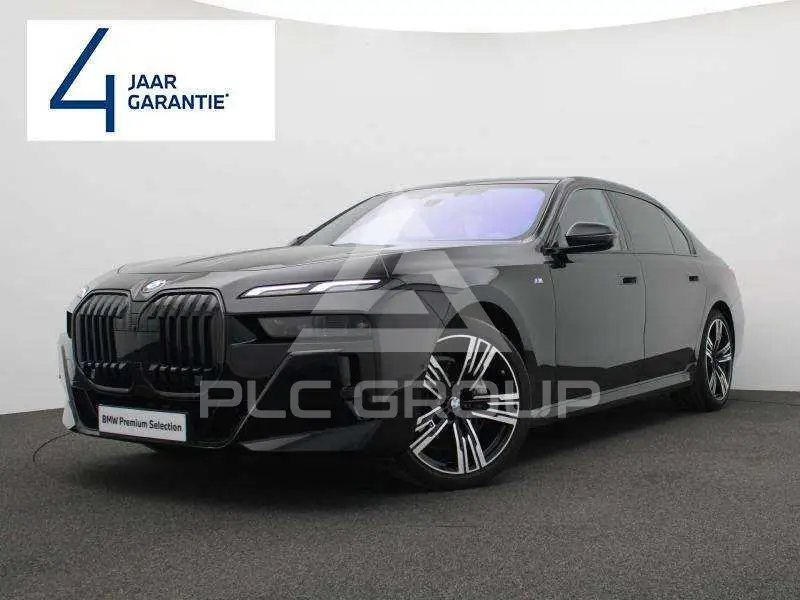2024 BMW 740