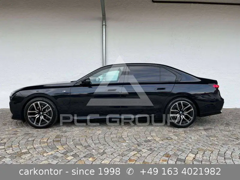 2024 BMW 740