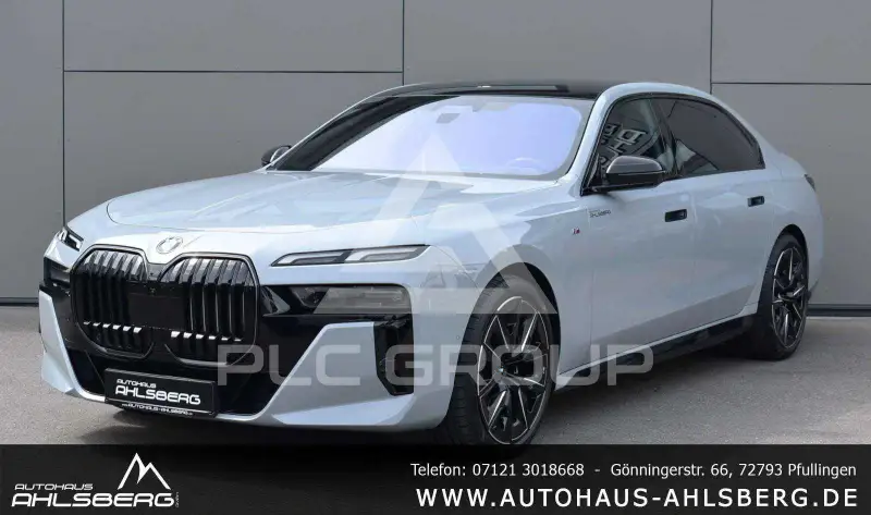 2024 BMW 740